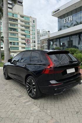 VOLVO XC60 2.0 T8 PHEV ULTRA DARK AWD GEARTRONIC